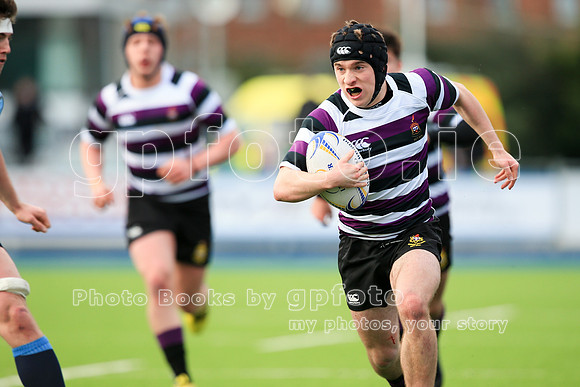 Join the "Target List" for more photos of your player next match.