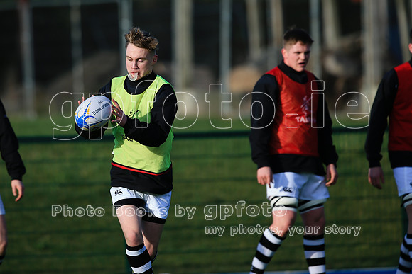 Join the "Target List" for more photos of your player next match.