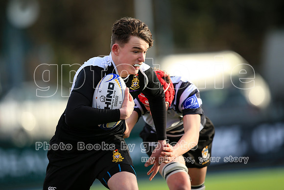 Join the "Target List" for more photos of your player next match.