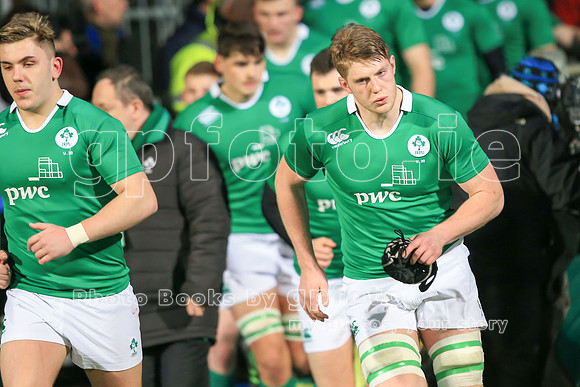 Join the "Target List" for more photos of your player next match.