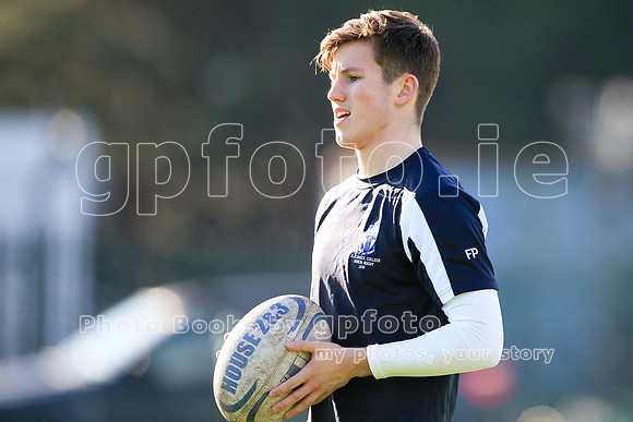 Join the "Target List" for more photos of your player next match.