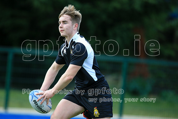Join the "Target List" for more photos of your player next match.