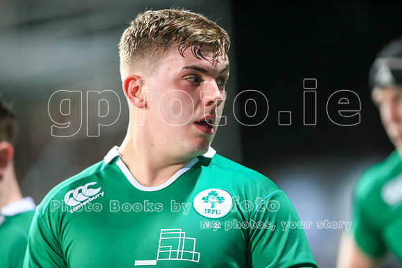 Join the "Target List" for more photos of your player next match.