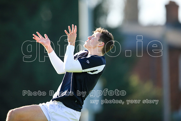 Join the "Target List" for more photos of your player next match.