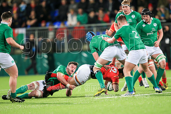 Join the "Target List" for more photos of your player next match.