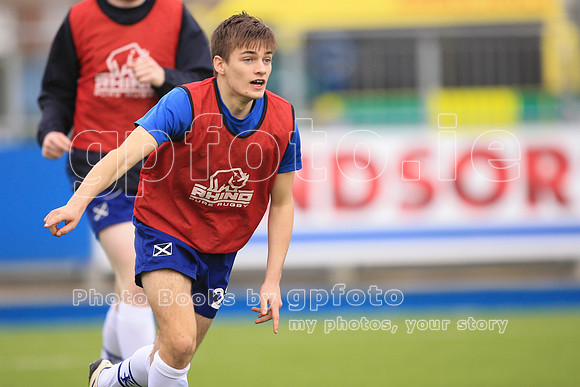 Join the "Target List" for more photos of your player next match.