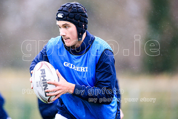 Join the "Target List" for more photos of your player next match.