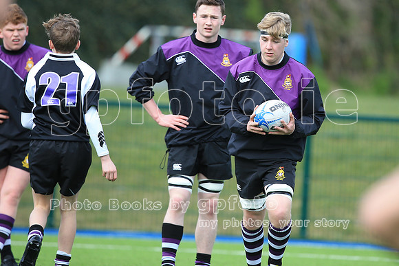 Join the "Target List" for more photos of your player next match.
