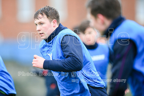 Join the "Target List" for more photos of your player next match.