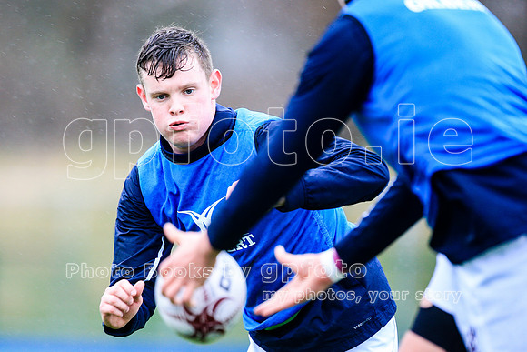 Join the "Target List" for more photos of your player next match.