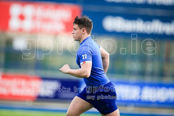Join the "Target List" for more photos of your player next match.