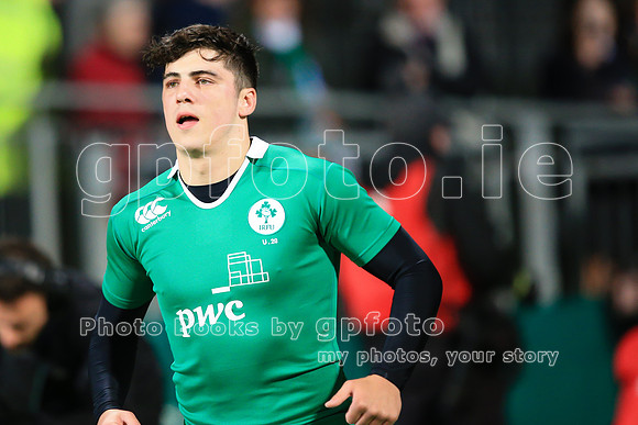 Join the "Target List" for more photos of your player next match.