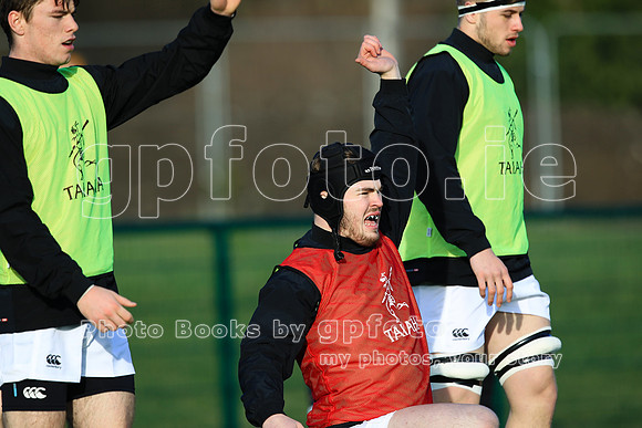 Join the "Target List" for more photos of your player next match.