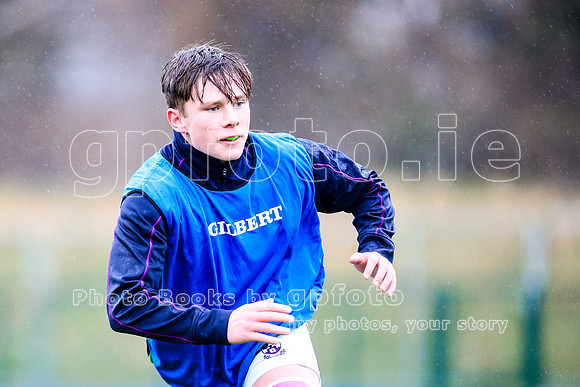 Join the "Target List" for more photos of your player next match.