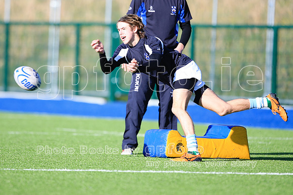 Join the "Target List" for more photos of your player next match.