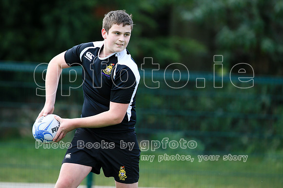 Join the "Target List" for more photos of your player next match.