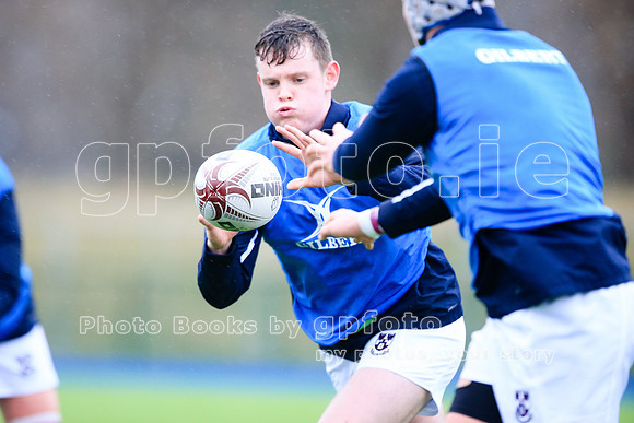 Join the "Target List" for more photos of your player next match.
