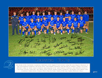 U20s signed Team1 shot 12x16 -2