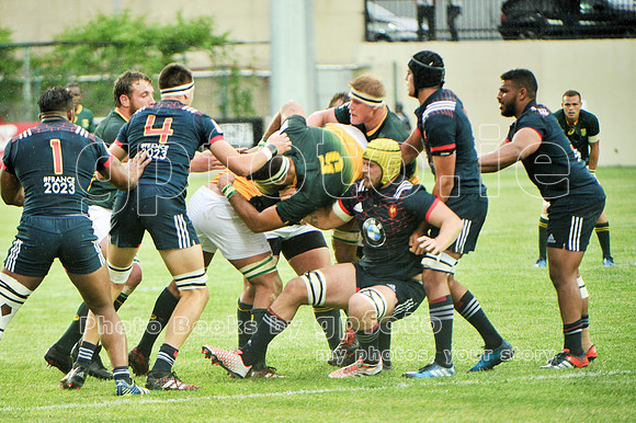 U20_2512