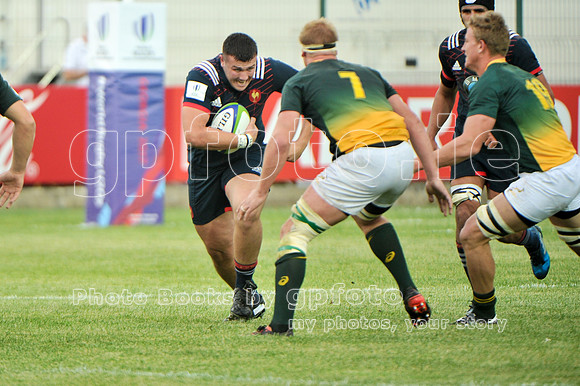 U20_2832