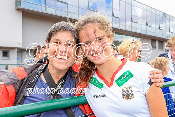 16-07-18-CGJ23273