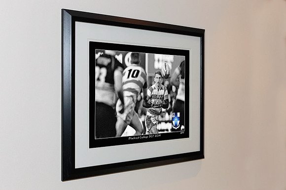 framing €35 (69 black, double mount)